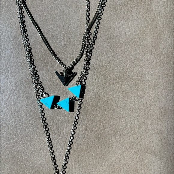 Elegant gold and Blue Layered Necklace - Picture 2 of 3